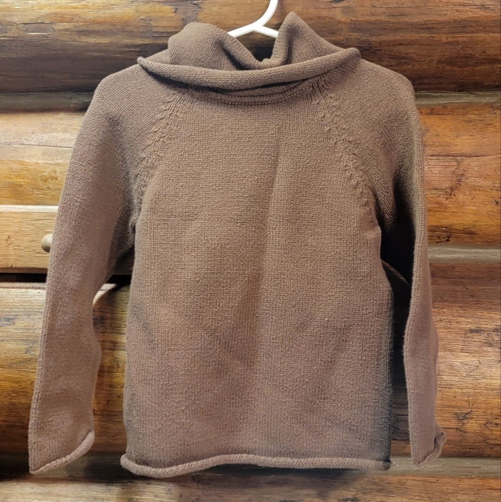 Baby Gap Sz2 brown sweater turtle neck,long sleeved